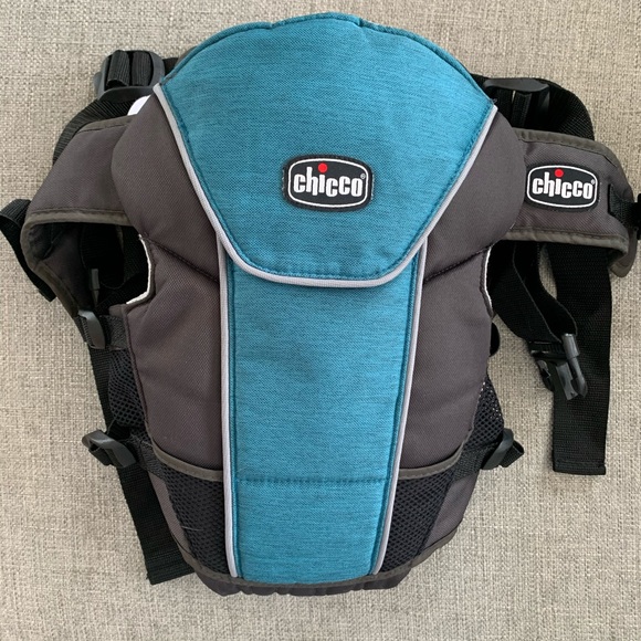 chicco infant carrier